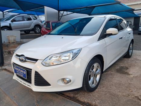 FORD Focus Hatch 1.6 16V 4P SE FLEX, Foto 2