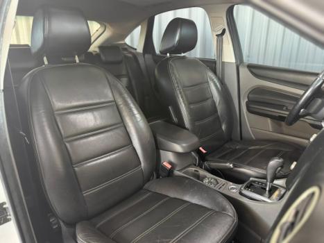 FORD Focus Hatch 1.6 16V 4P FLEX S, Foto 5