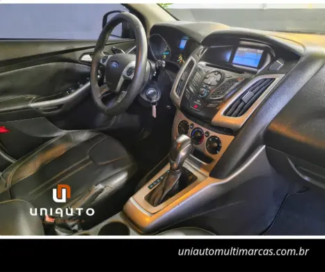 FORD Focus Hatch 1.6 16V 4P FLEX SE POWERSHIFT AUTOM�TICO, Foto 9