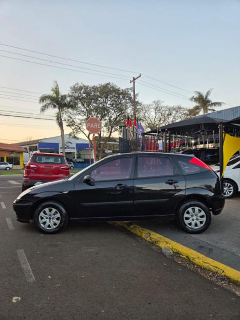 FORD Focus Hatch 1.6 16V 4P FLEX GL, Foto 7
