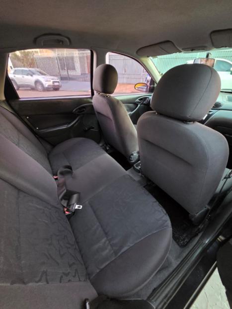 FORD Focus Hatch 1.6 16V 4P FLEX GL, Foto 11