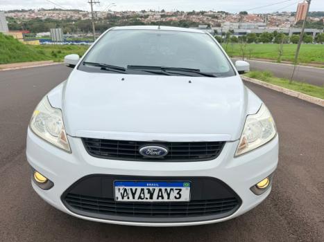 FORD Focus Hatch 1.6 4P GLX FLEX, Foto 2