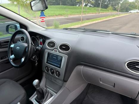 FORD Focus Hatch 1.6 4P GLX FLEX, Foto 6
