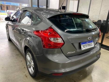 FORD Focus Hatch 1.6 16V 4P FLEX SE POWERSHIFT AUTOMÁTICO, Foto 14