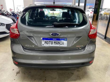 FORD Focus Hatch 1.6 16V 4P FLEX SE POWERSHIFT AUTOMÁTICO, Foto 16