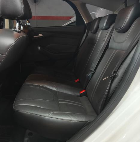 FORD Focus Hatch 1.6 16V 4P SE PLUS FLEX, Foto 11