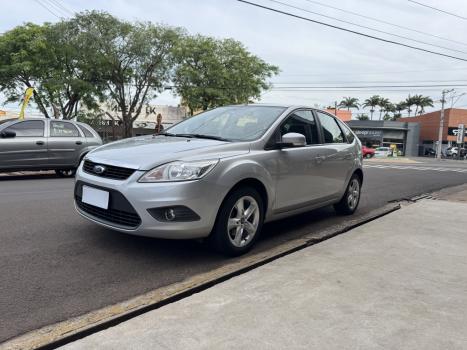 FORD Focus Hatch 1.6 16V 4P SE FLEX, Foto 4