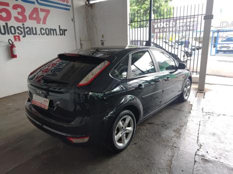 FORD Focus Hatch 1.8 16V 4P GLX, Foto 3