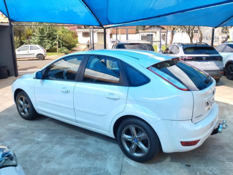 FORD Focus Hatch 2.0 16V 4P GLX FLEX, Foto 3