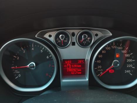 FORD Focus Hatch 2.0 16V 4P GLX FLEX, Foto 6