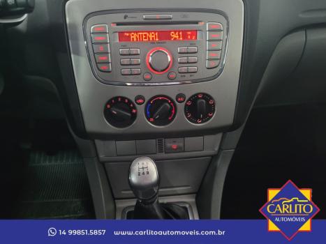 FORD Focus Hatch 2.0 16V 4P GLX FLEX, Foto 11