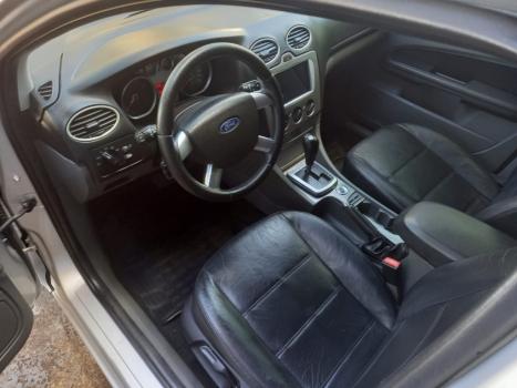 FORD Focus Hatch 2.0 16V 4P FLEX AUTOM�TICO, Foto 8