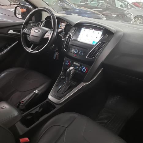FORD Focus Hatch 2.0 16V 4P FLEX SE POWERSHIFT AUTOM�TICO, Foto 6
