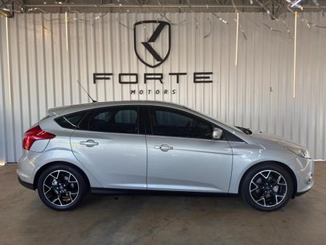 FORD Focus Hatch 2.0 16V 4P FLEX TITANIUM AUTOM�TICO, Foto 2