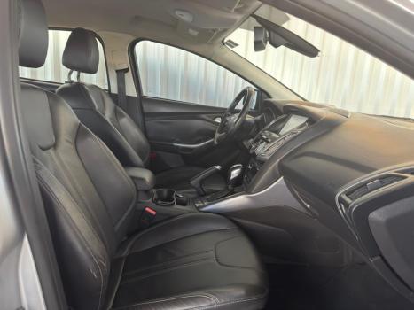 FORD Focus Hatch 2.0 16V 4P FLEX TITANIUM AUTOM�TICO, Foto 5