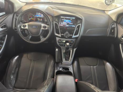 FORD Focus Hatch 2.0 16V 4P FLEX TITANIUM AUTOM�TICO, Foto 6