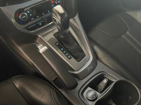FORD Focus Hatch 2.0 16V 4P FLEX TITANIUM AUTOM�TICO, Foto 9