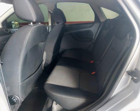 FORD Focus Hatch 2.0 16V 4P FLEX AUTOM�TICO, Foto 9