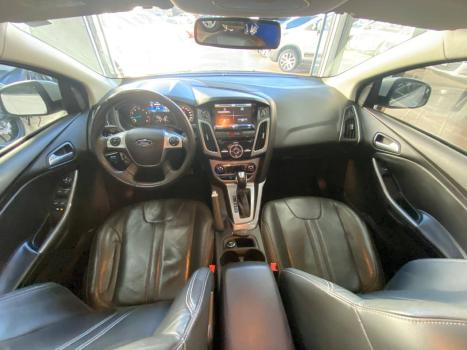 FORD Focus Hatch 2.0 16V 4P TITANIUM PLUS FLEX, Foto 9