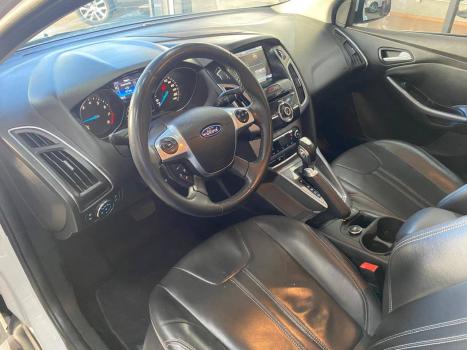 FORD Focus Hatch 2.0 16V 4P TITANIUM PLUS FLEX, Foto 12