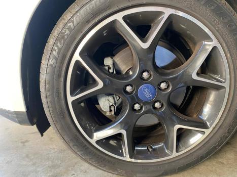 FORD Focus Hatch 2.0 16V 4P TITANIUM PLUS FLEX, Foto 14