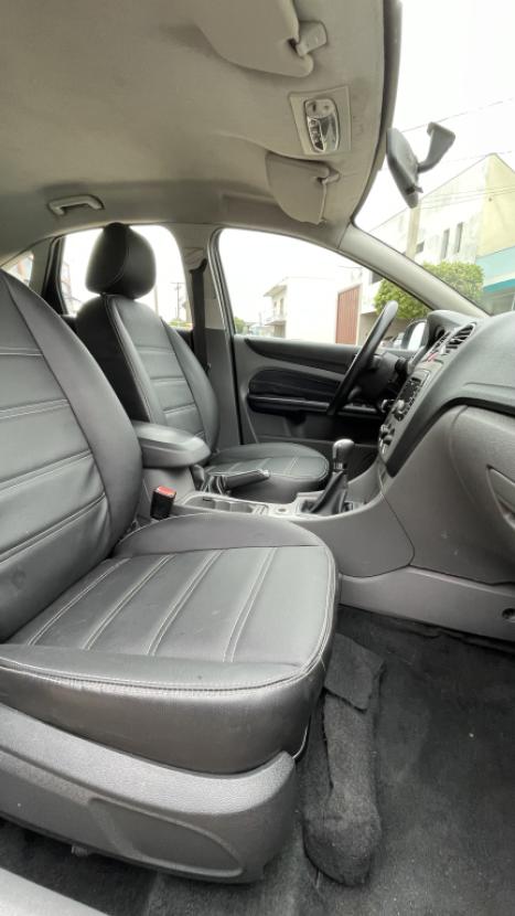 FORD Focus Hatch 2.0 16V 4P GLX, Foto 8