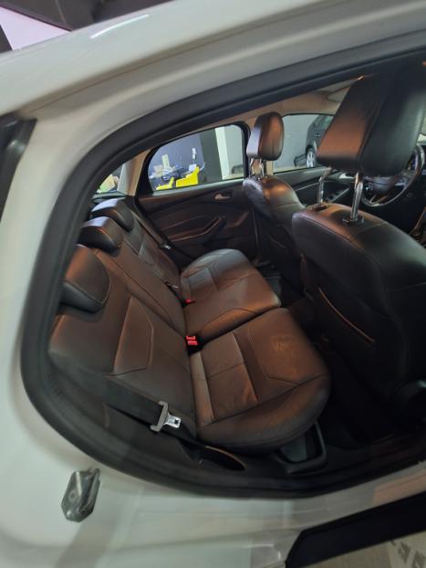 FORD Focus Hatch 2.0 16V 4P FLEX SE AUTOM�TICO, Foto 7