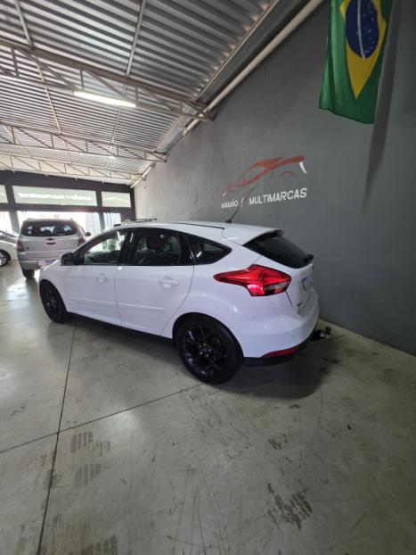 FORD Focus Hatch 2.0 16V 4P FLEX SE AUTOM�TICO, Foto 10
