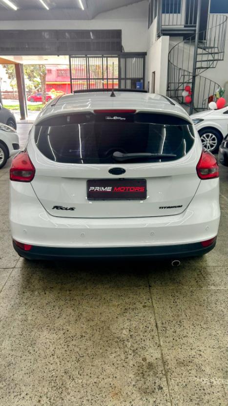 FORD Focus Hatch 2.0 16V 4P FLEX TITANIUM AUTOM�TICO, Foto 5