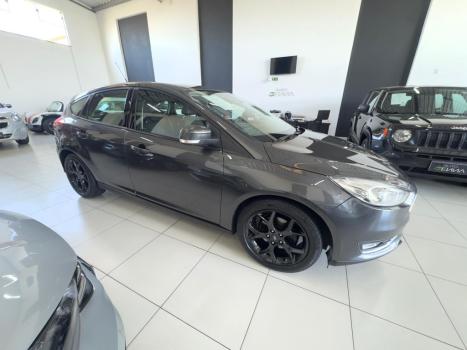 FORD Focus Hatch 2.0 16V 4P FLEX SE PLUS POWERSHIFT AUTOMÁTICO, Foto 3