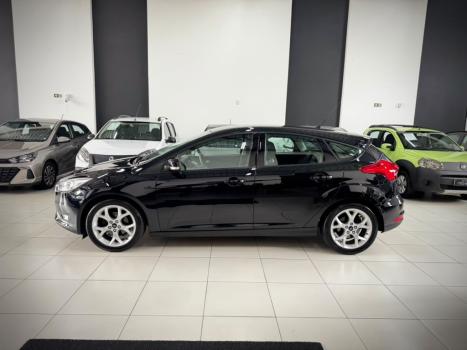 FORD Focus Hatch 2.0 16V 4P FLEX SE PLUS POWERSHIFT AUTOMÁTICO, Foto 7