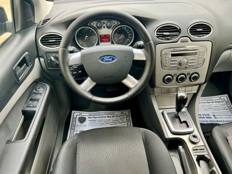 FORD Focus Hatch 2.0 16V 4P FLEX AUTOMÁTICO, Foto 13