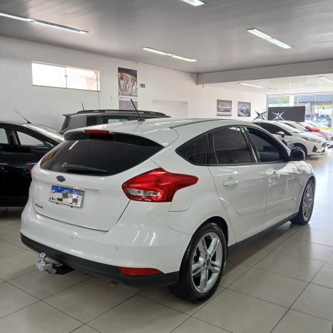 FORD Focus Hatch , Foto 4