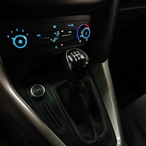 FORD Focus Hatch , Foto 6