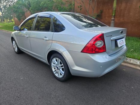 FORD Focus Sedan 1.6 4P, Foto 3