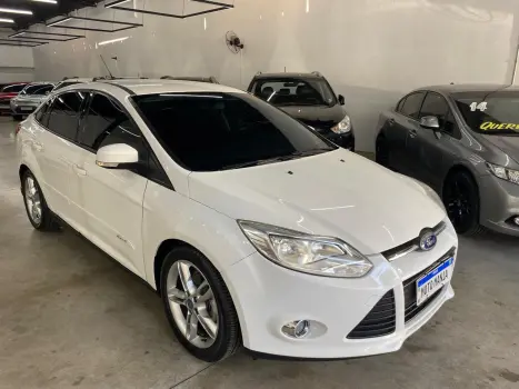 FORD Focus Sedan 2.0 16V 4P FC FLEX AUTOMÁTICO, Foto 5 FORD Focus Sedan 2.0 16V 4P FC FLEX AUTOMÁTICO, Foto 5