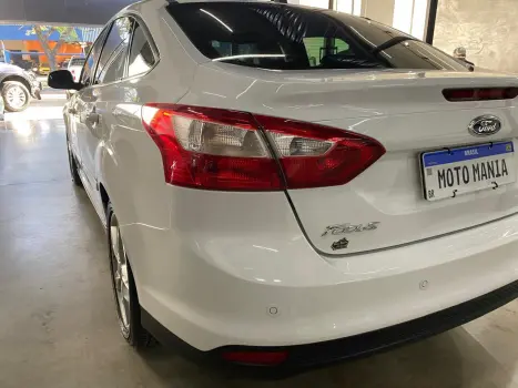 FORD Focus Sedan 2.0 16V 4P FC FLEX AUTOMÁTICO, Foto 6 FORD Focus Sedan 2.0 16V 4P FC FLEX AUTOMÁTICO, Foto 6