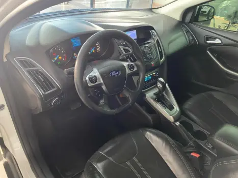 FORD Focus Sedan 2.0 16V 4P FC FLEX AUTOMÁTICO, Foto 14 FORD Focus Sedan 2.0 16V 4P FC FLEX AUTOMÁTICO, Foto 14