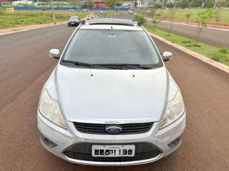 FORD Focus Sedan 2.0 16V 4P GHIA, Foto 4