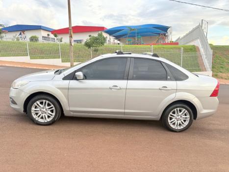 FORD Focus Sedan 2.0 16V 4P GHIA, Foto 8