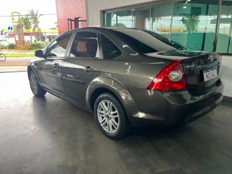 FORD Focus Sedan 2.0 16V 4P GLX AUTOM�TICO, Foto 3