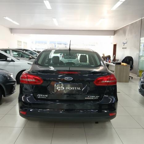 FORD Focus Sedan 2.0 16V 4P FLEX TITANIUM PLUS POWERSHIFT AUTOM�TICO, Foto 4