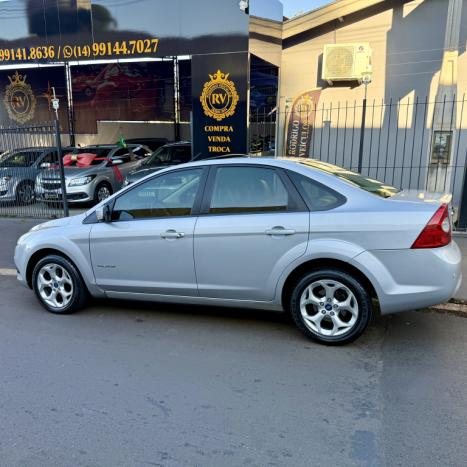 FORD Focus Sedan 2.0 16V 4P FLEX TITANIUM AUTOM�TICO, Foto 4