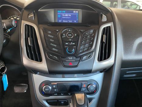 FORD Focus Sedan 2.0 16V 4P FLEX SE POWERSHIFT AUTOM�TICO, Foto 10
