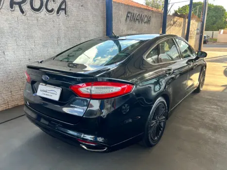 FORD Fusion 2.0 4P 16V ECOBOOST TURBO TITANIUM FWD AUTOMTICO, Foto 4