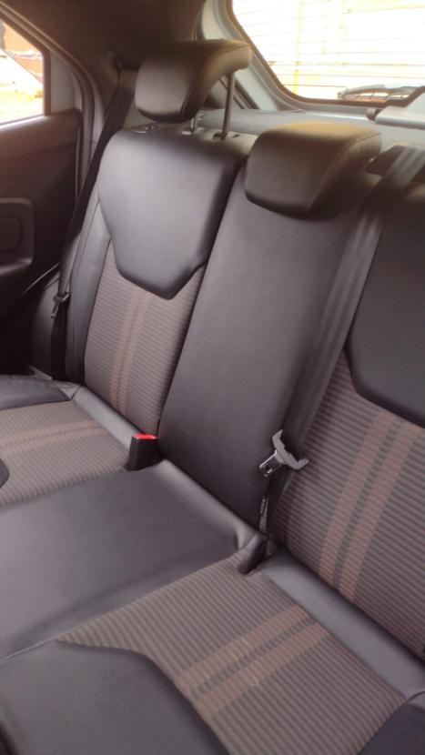 FORD Ka Hatch 1.5 12V 4P FLEX TI-VCT FREESTYLE AUTOM�TICO, Foto 10