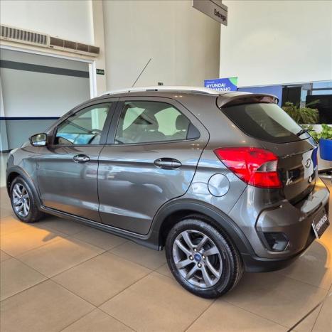 FORD Ka Hatch 1.5 12V 4P FLEX TI-VCT FREESTYLE AUTOM�TICO, Foto 6