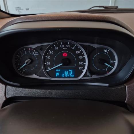 FORD Ka Hatch 1.5 12V 4P FLEX TI-VCT FREESTYLE AUTOM�TICO, Foto 7