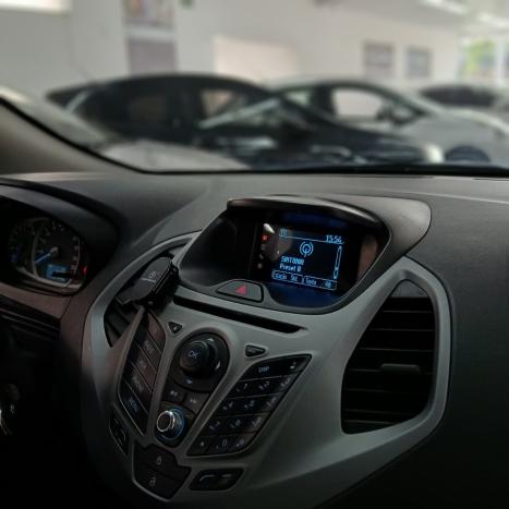 FORD Ka Hatch 1.5 12V 4P FLEX TI-VCT SE, Foto 5