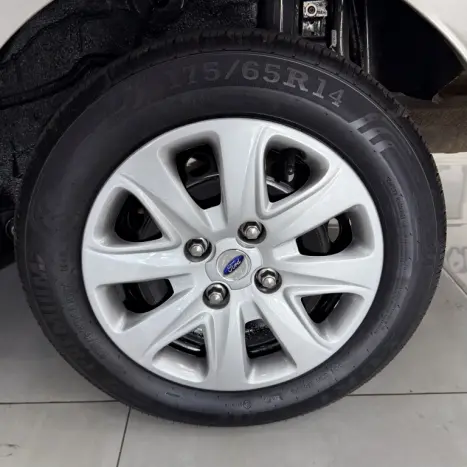 FORD Ka + Sedan 1.5 12V 4P FLEX TI-VCT SE, Foto 10